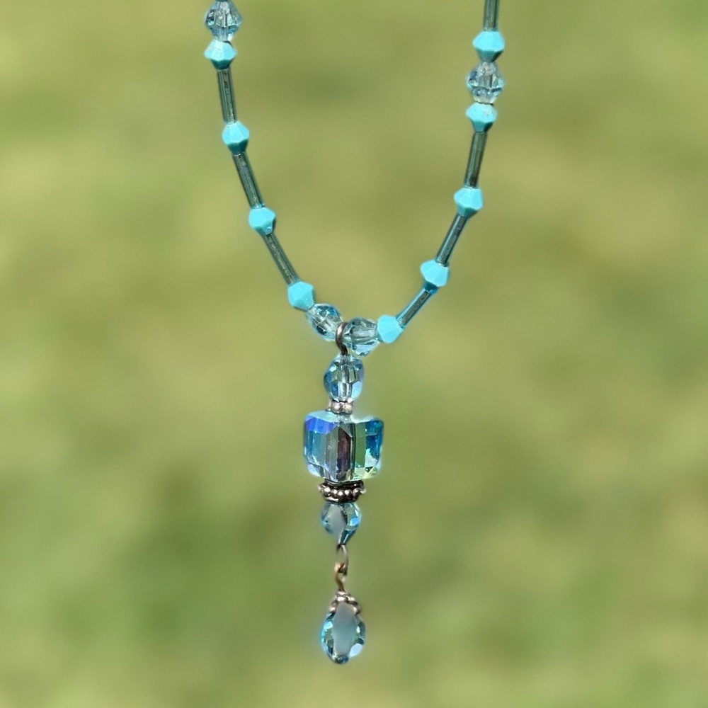 NWT! Topaz Blue Crystal Boutique Necklace! BeAuTiFuL! ❄️🤩